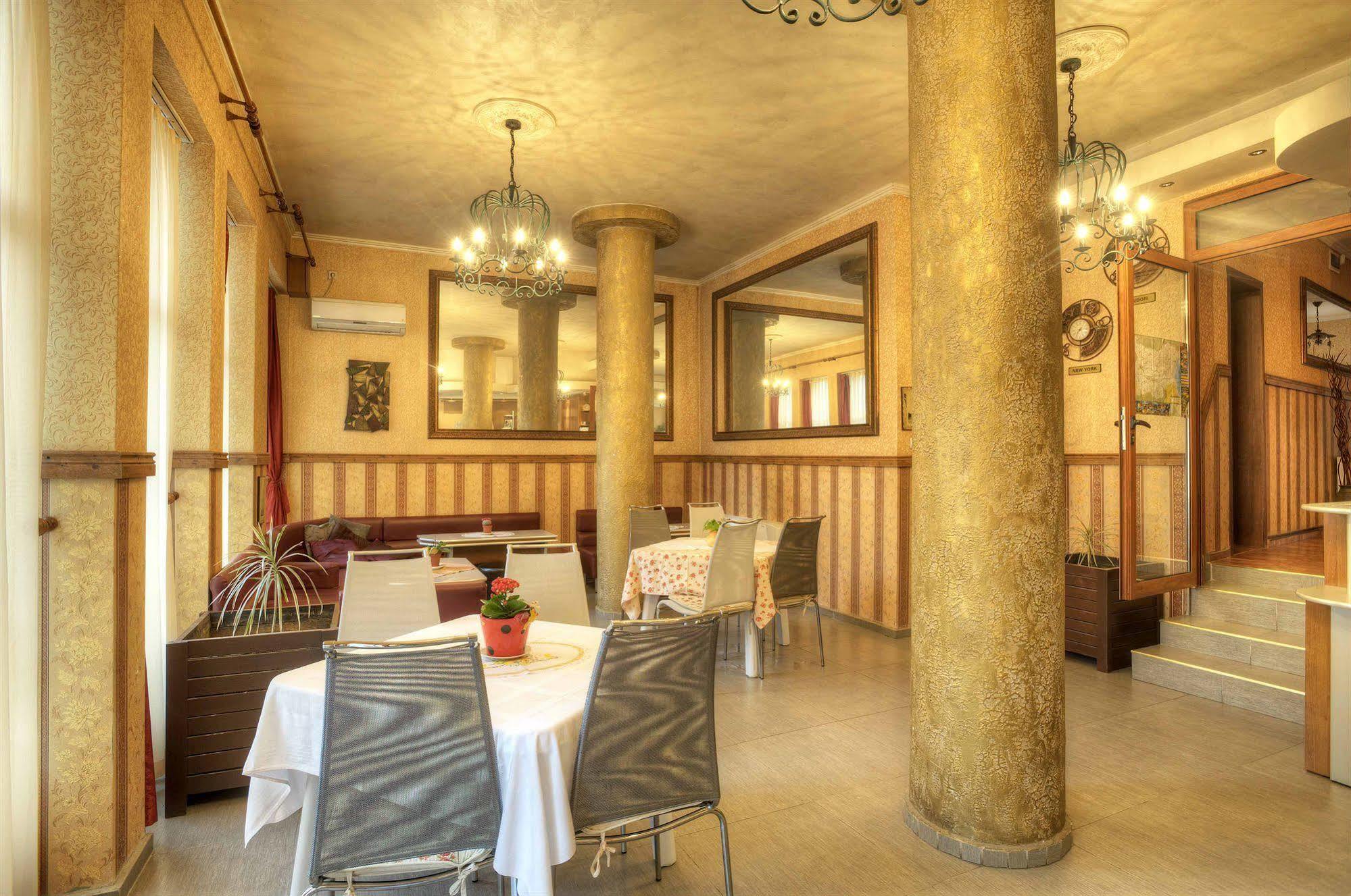 Tarnava - Oldtown House Hotel Veliko Tarnovo Exterior photo